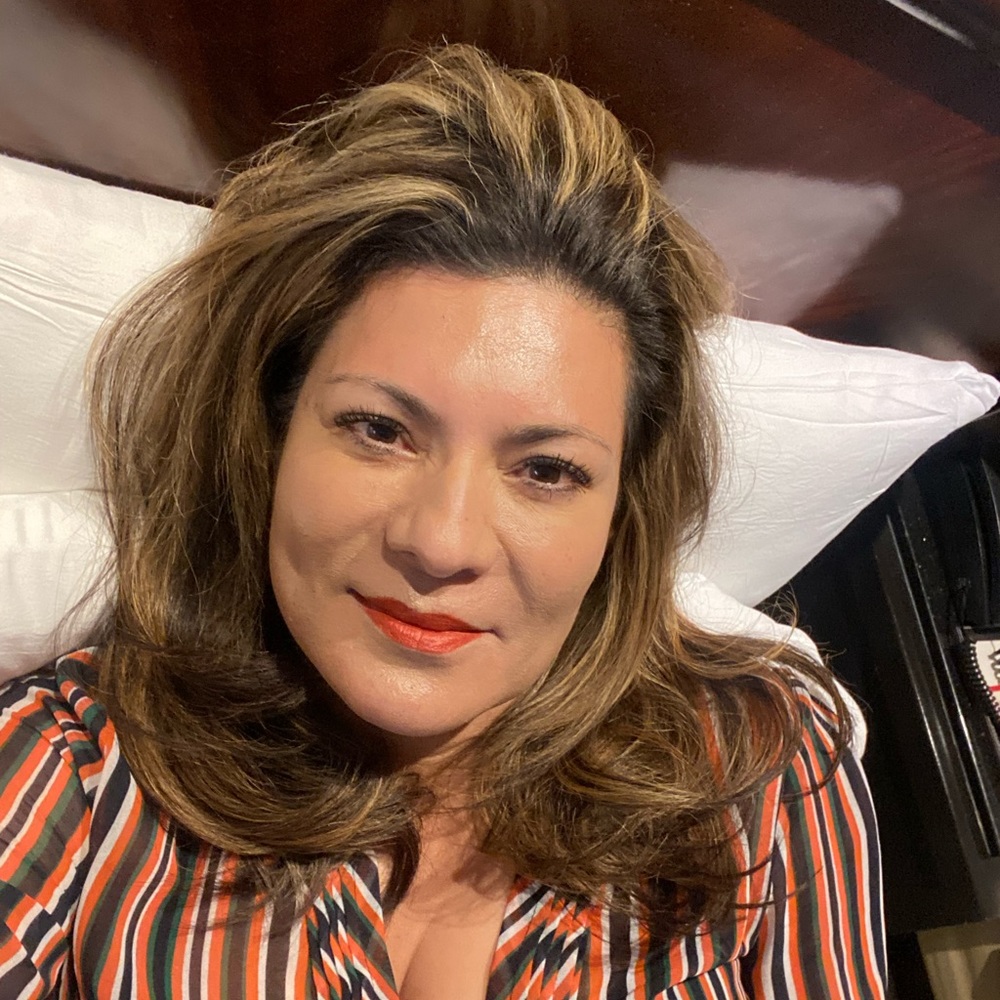 Meet your Posher, Cynthia esparza